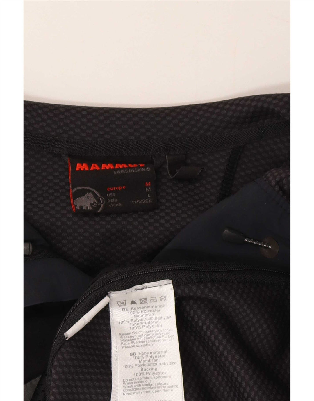 Jachetă de vânt pentru femei cu glugă Mammut UK 14 Medium Black Poliester