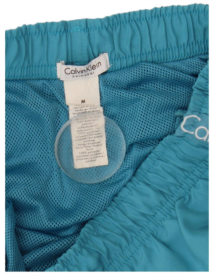 Pantaloni scurți de înot grafic Calvin Klein pentru bărbați, poliester albastru mediu