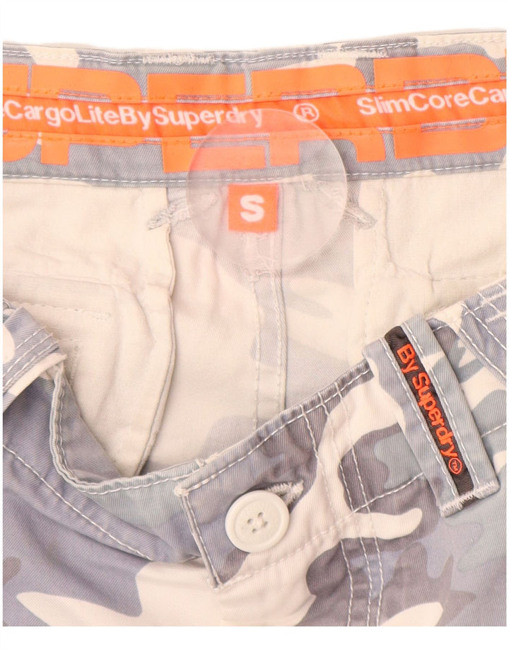 Pantaloni scurti cargo pentru bărbați SUPERDRY, bumbac, camuflaj, gri W32