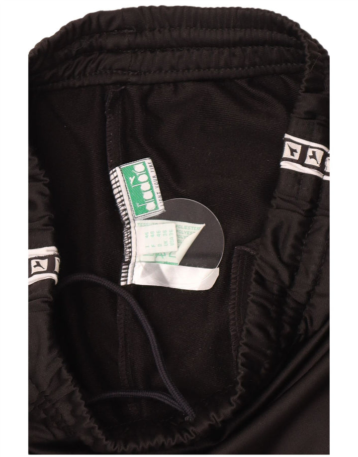 Pantaloni de trening grafic Diadora pentru bărbați UK 36 Poliester negru mic