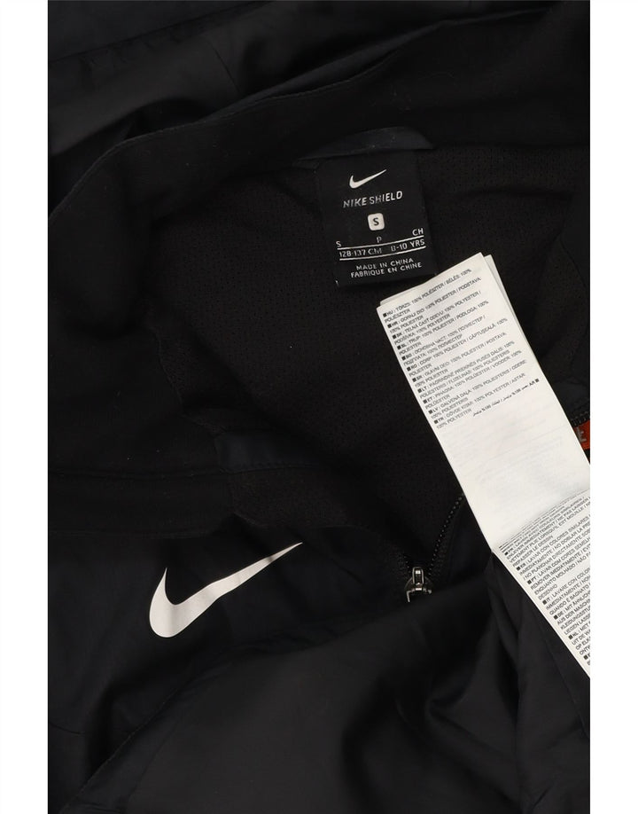 Jachetă de ploaie NIKE Dri Fit Graphic cu glugă pentru băieți, 8-9 ani, neagră