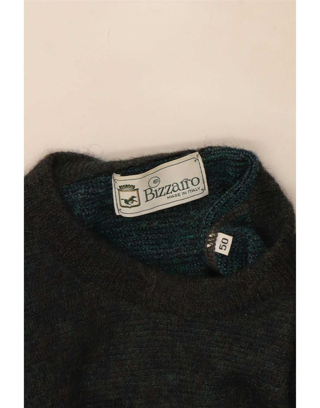 Pulover pentru bărbați cu decolteu rotund cu grafică Bizzarro IT 50 Lână verde medie