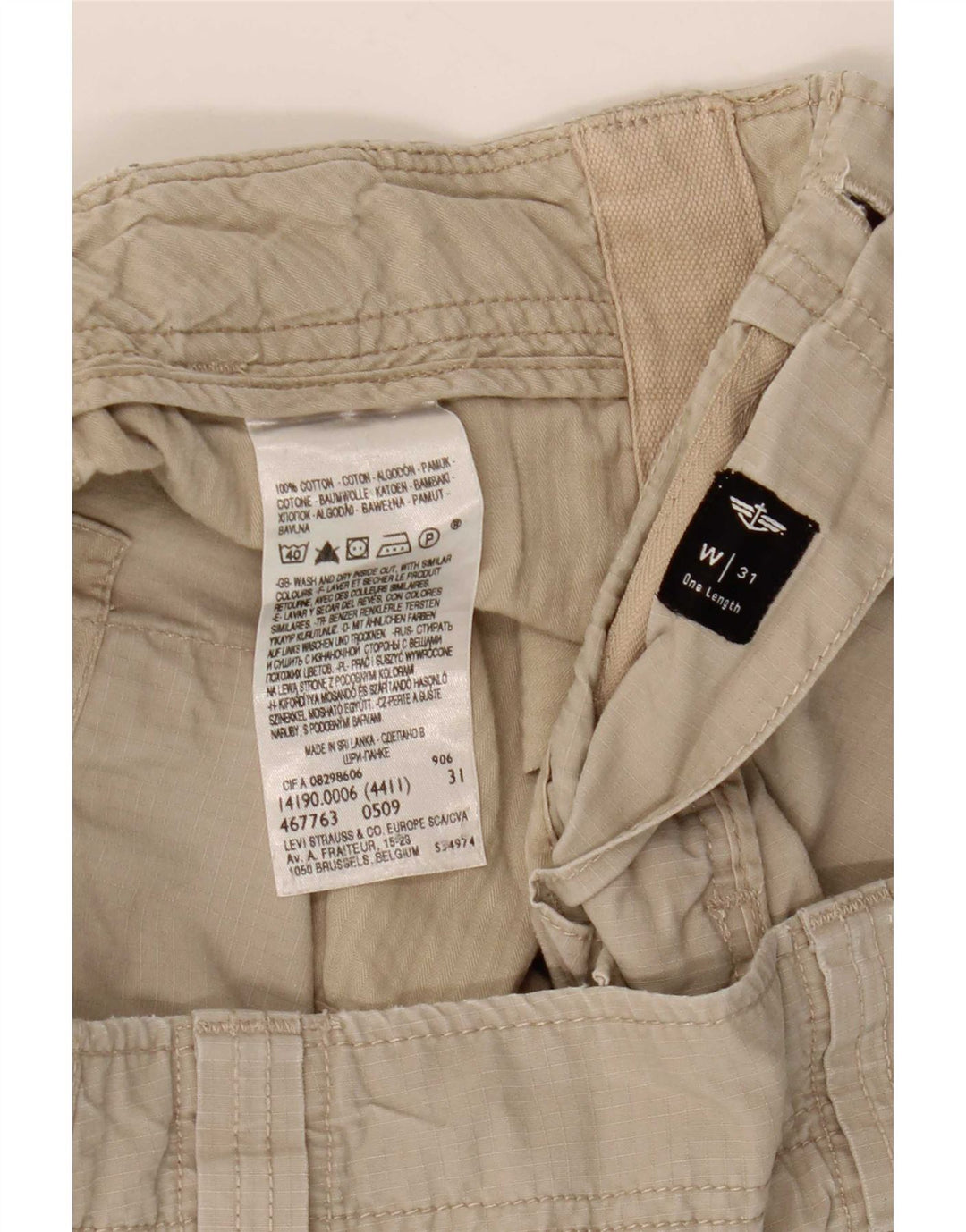 Pantaloni scurti cargo pentru bărbați Dockers Comfort Fit W31, bumbac mediu bej
