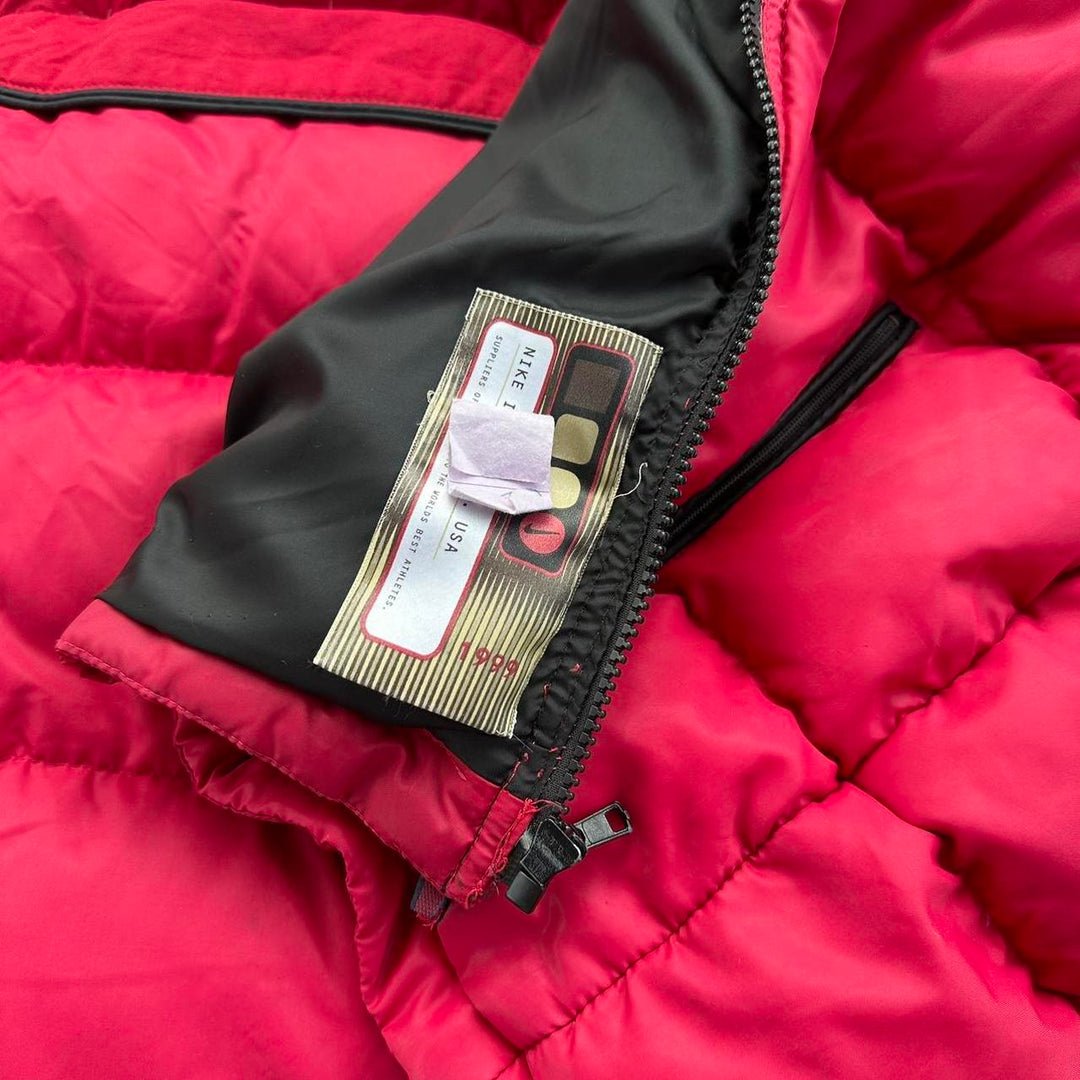 Jachetă puf Nike vintage - medie