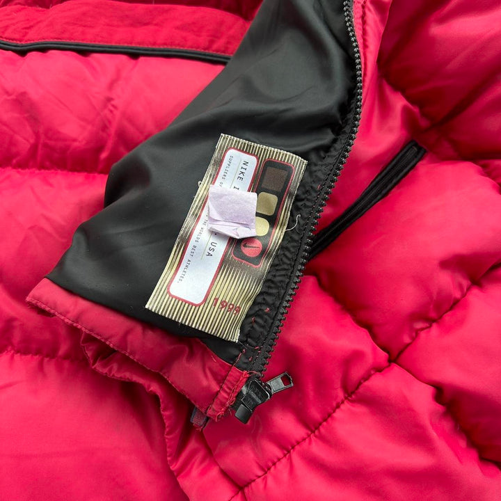 Jachetă puf Nike vintage - medie