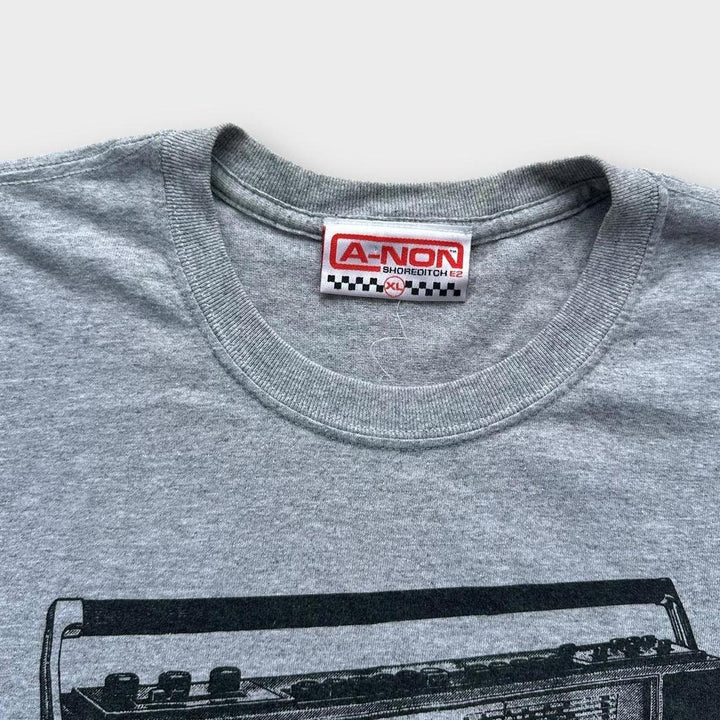 Tricou grafic cu bandă DJ - XL