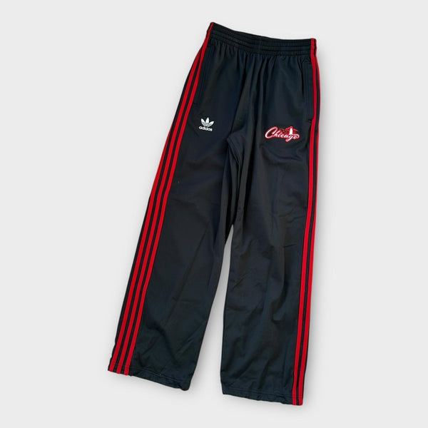 Baggy Adidas joggers - small (elasticated with drawstring)