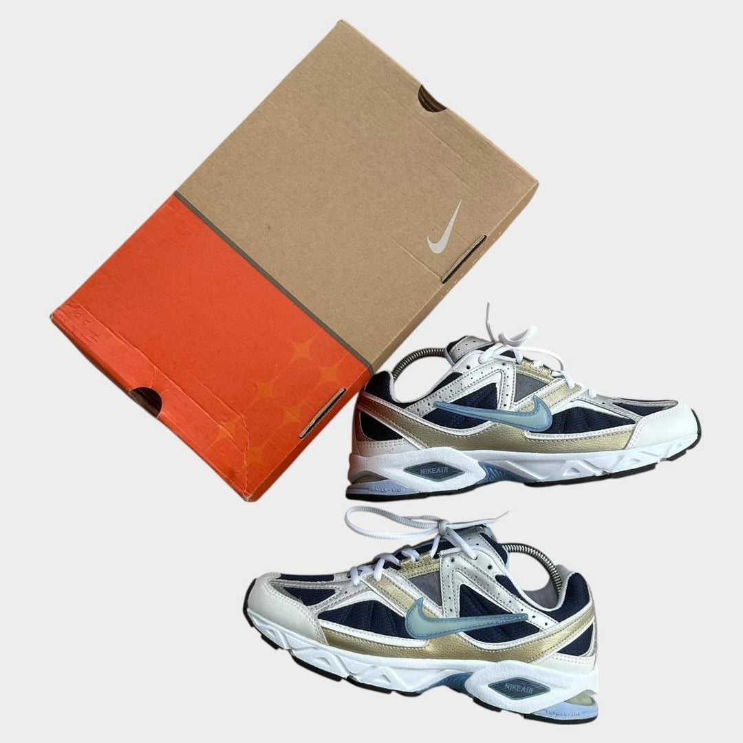 Pantofi de sport Nike vintage - UK8 pentru femei