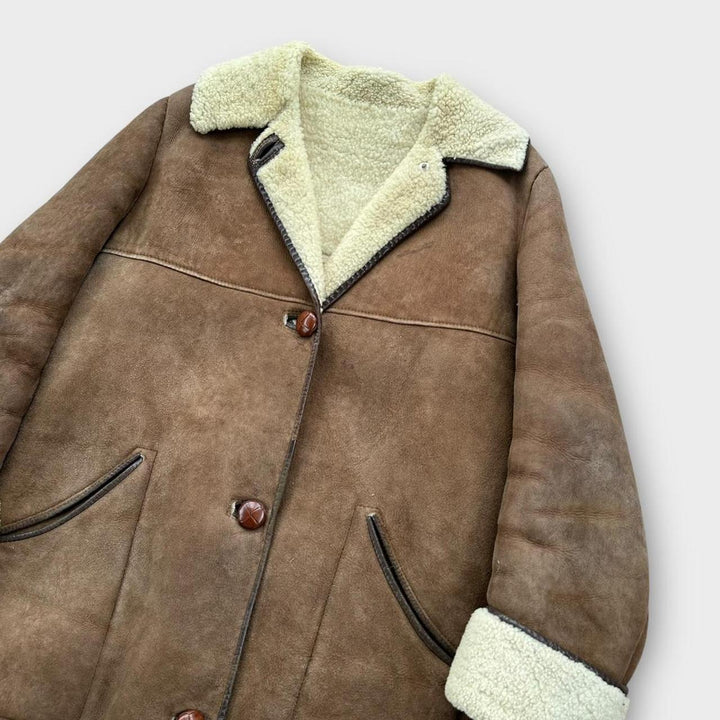 Geaca vintage din piele de oaie - medie