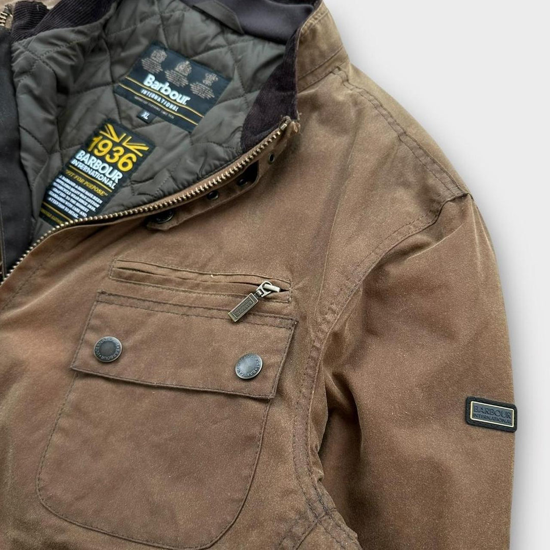 Jachetă de ceară internațională Barbour - XL