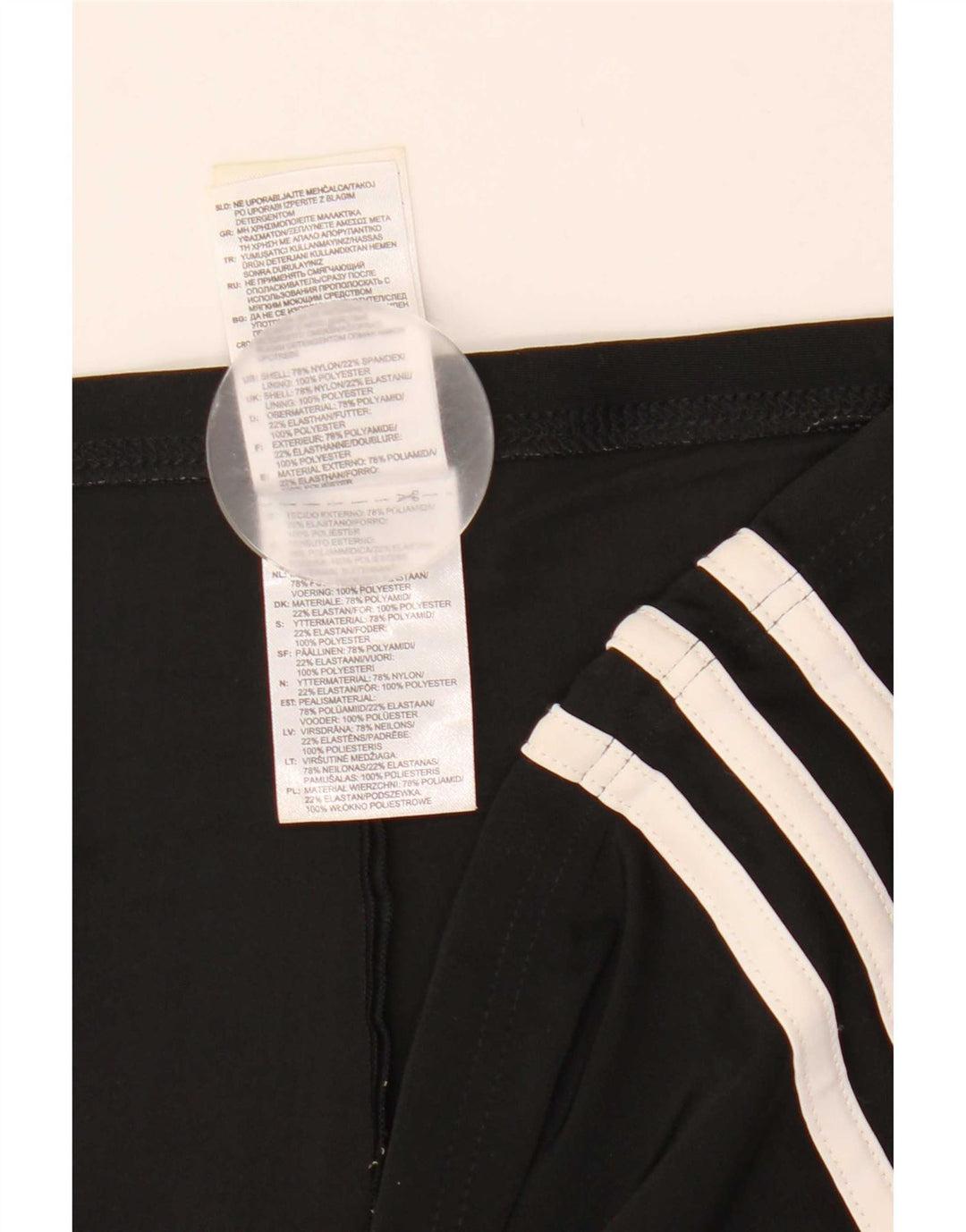 Pantaloni scurți sport Adidas pentru femei UK 14 Medium Black Nylon