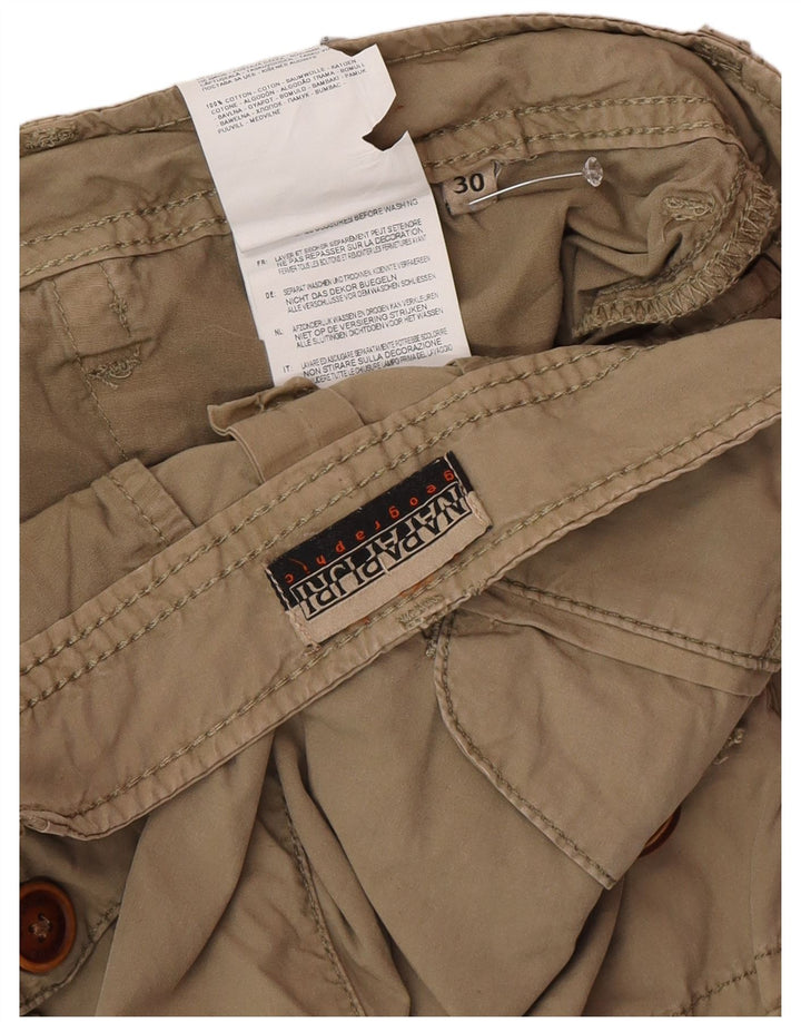 Pantaloni scurți cargo Napapijri pentru bărbați W30, bumbac mediu kaki