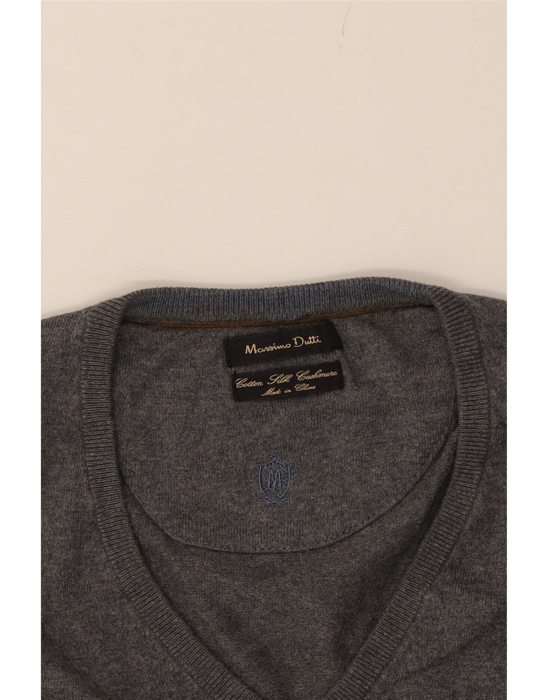MASSIMO DUTTI Mens V-Neck Jumper Sweater Medium Grey Cotton Vintage Massimo Dutti and Second-Hand Massimo Dutti from Messina Hembry 