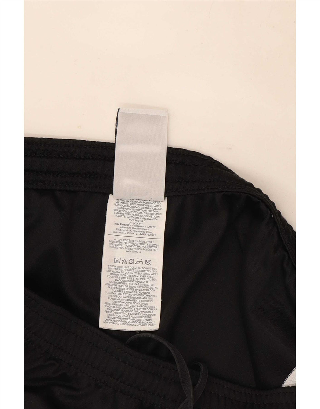 Pantaloni scurți sport Nike Dri Fit Slim Fit pentru bărbați, negru mediu, poliester