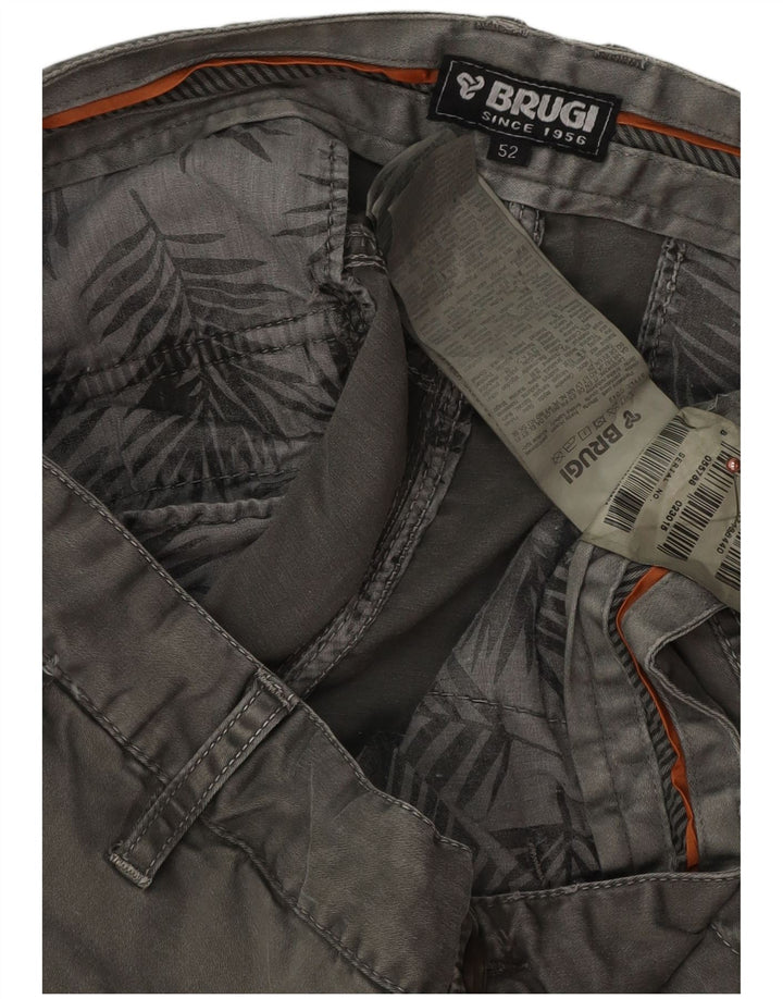 Pantaloni scurți cargo pentru bărbați Brugi IT 52 XL W32 bumbac gri
