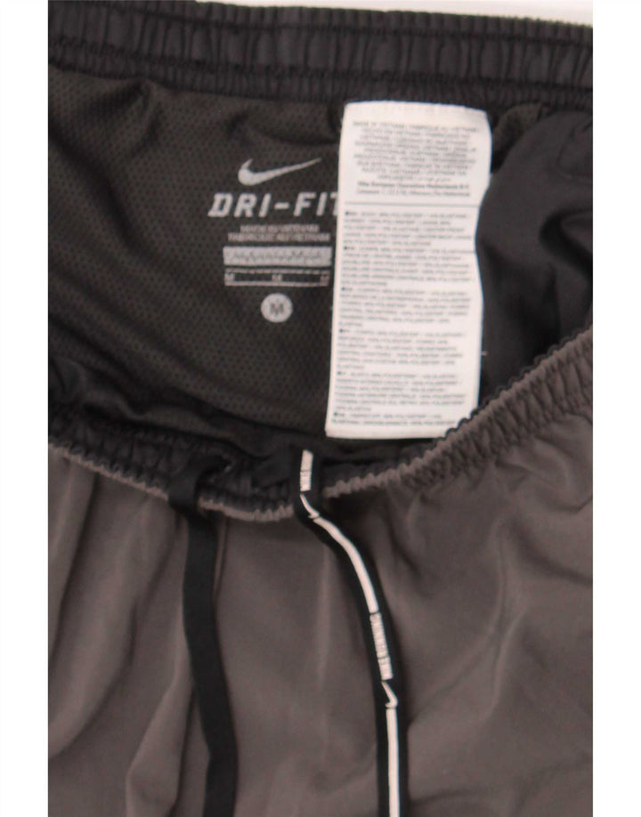 Pantaloni scurți sport Nike pentru bărbați, gri mediu, poliester