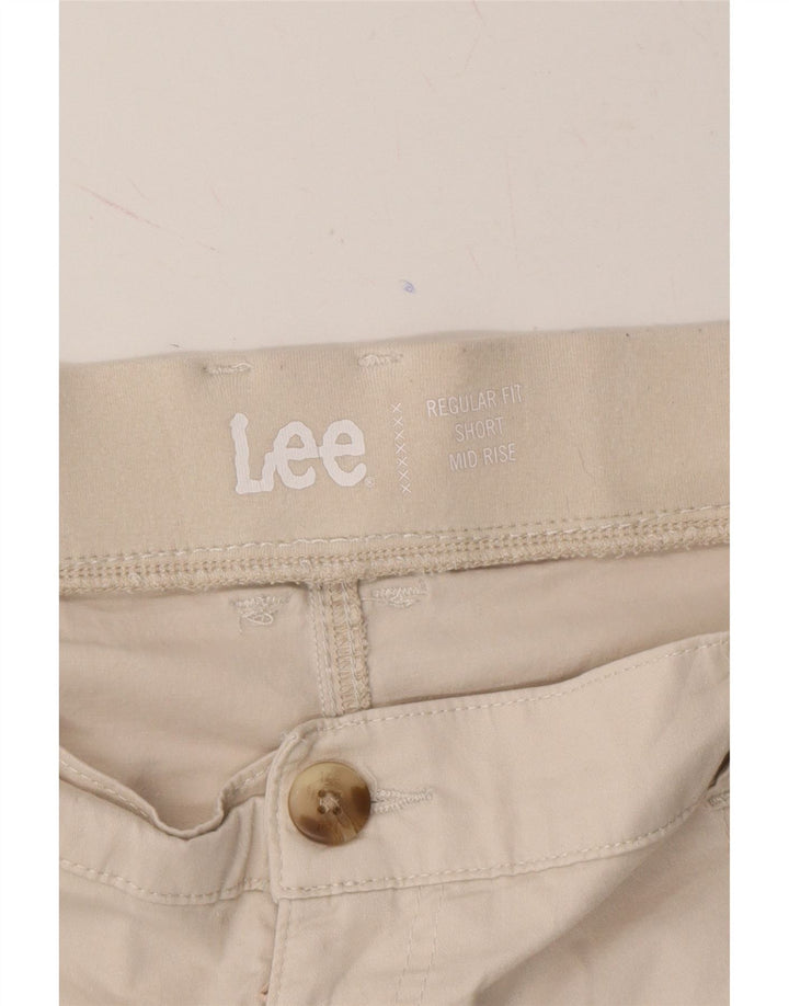 LEE Womens Mid Rise Regular Fit Cargo Shorts W36 XL Beige Vintage Lee and Second-Hand Lee from Messina Hembry 
