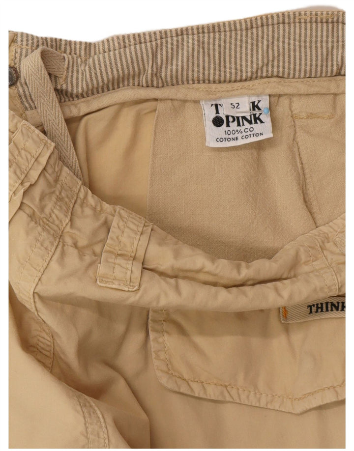 Pantaloni scurți cargo pentru bărbați THINK PINK IT 52 XL W38 bumbac bej