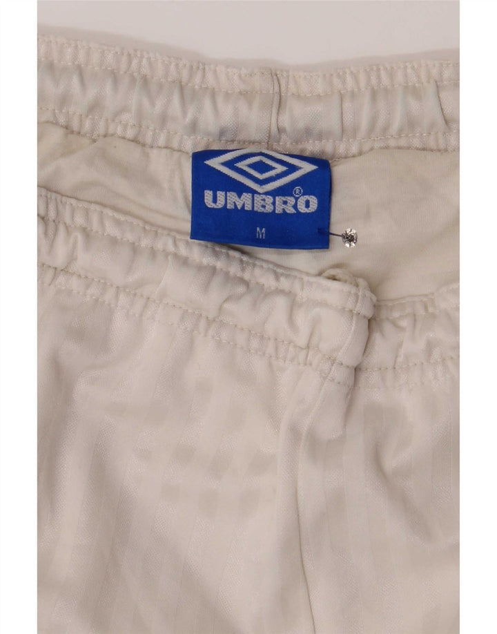 Pantaloni scurți sport Umbro pentru bărbați, alb, mediu, poliester color bloc