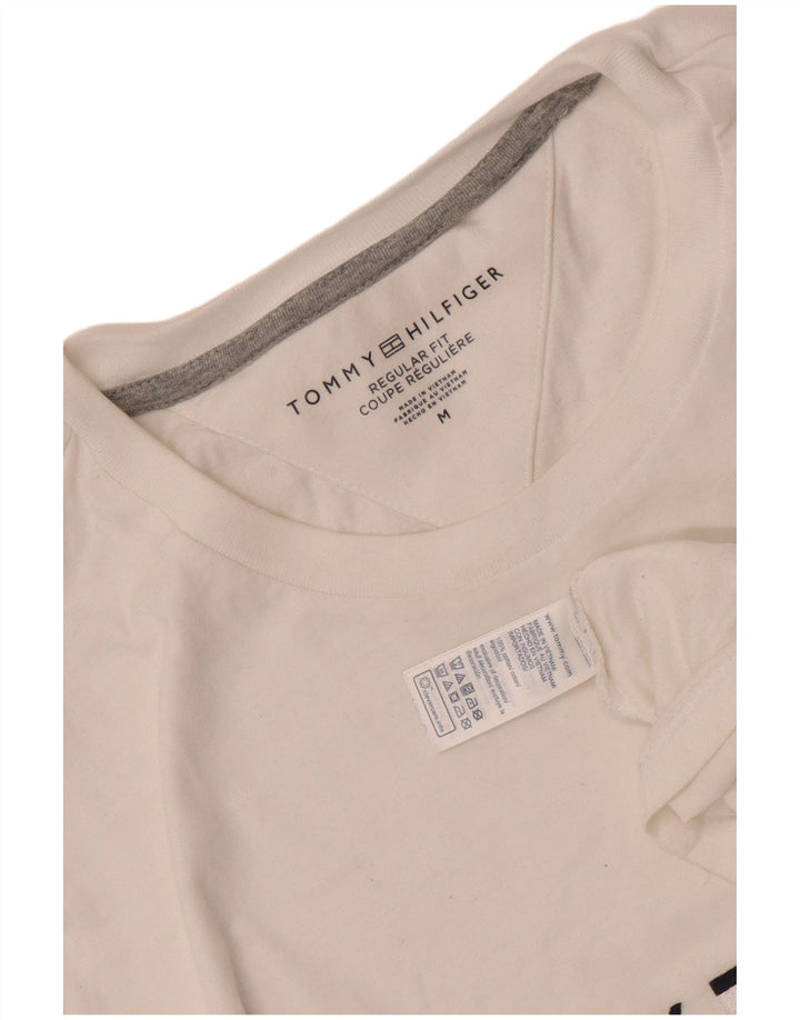 Tricou Tommy Hilfiger pentru bărbați, cu croiala obișnuită, top din bumbac alb mediu