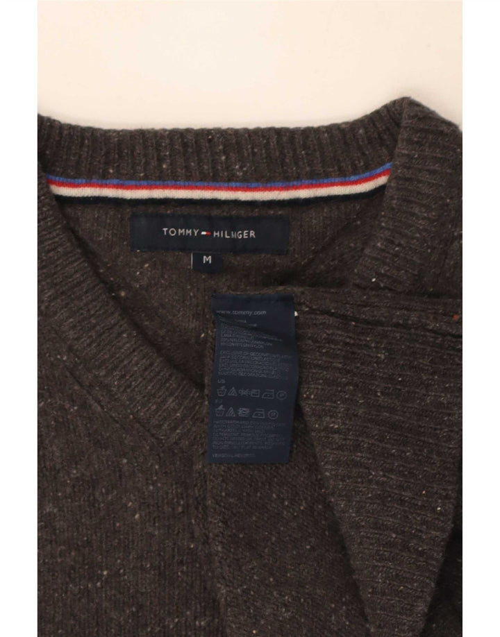 Pulover Tommy Hilfiger pentru bărbați, cu decolteu în V, din lână cu pete, gri mediu