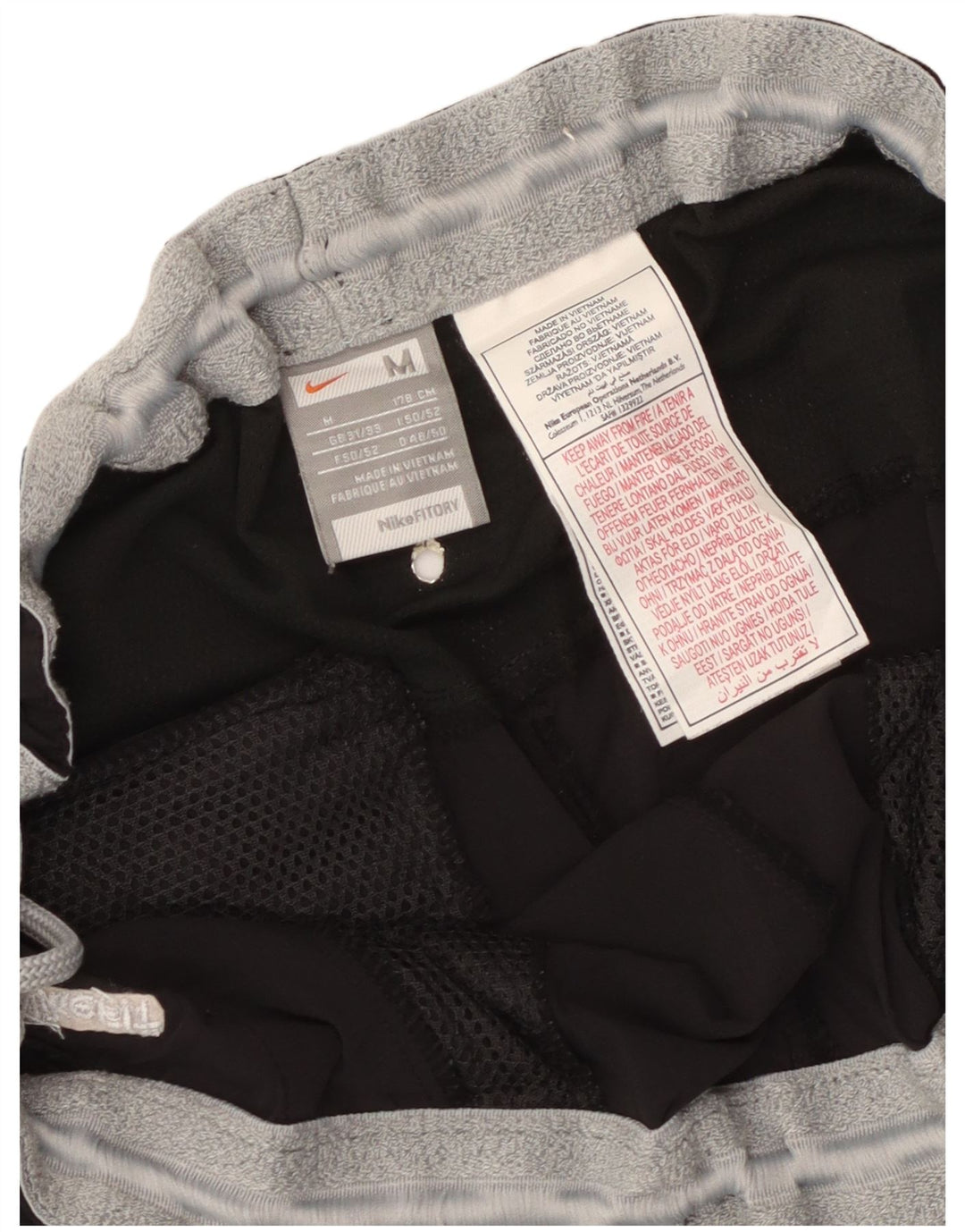 Pantaloni scurți sport Nike pentru bărbați, mediu sport din nailon, negru