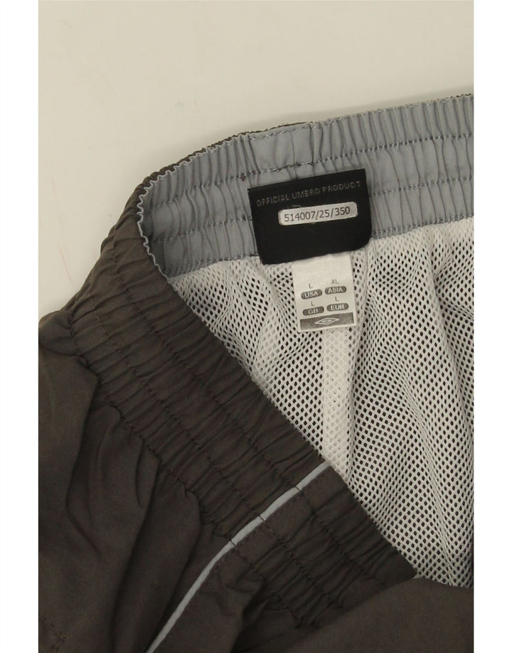 Pantaloni scurți sport Umbro pentru bărbați, cu grafică, poliester, gri