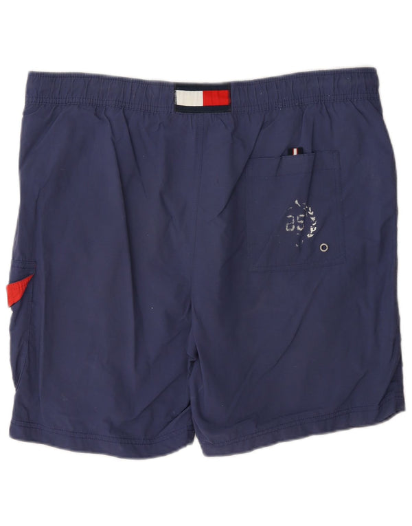 Pantaloni scurți de înot Tommy Hilfiger pentru bărbați, cu grafică cargo, albastru bleumarin mediu