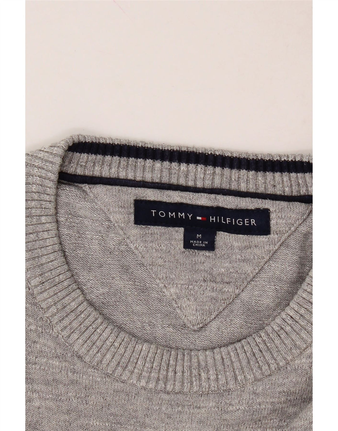 TOMMY HILFIGER Mens Crew Neck Jumper Sweater Medium Grey Striped Cotton Vintage Tommy Hilfiger and Second-Hand Tommy Hilfiger from Messina Hembry 
