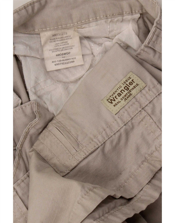 Pantaloni scurți cargo Wrangler pentru bărbați W44 2XL bumbac gri