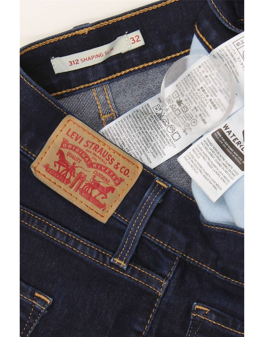 Blugi Levi's 312 Shaping Slim W32 L32 Bumbac albastru bleumarin
