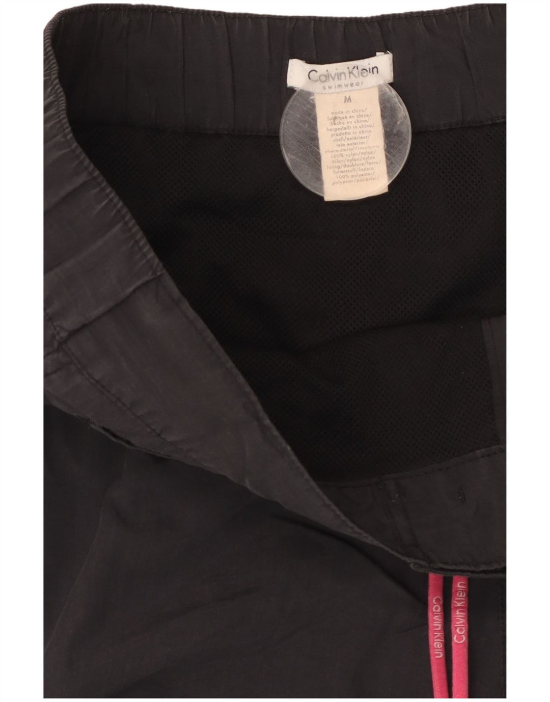 Pantaloni scurți de înot grafic Calvin Klein pentru bărbați, nailon mediu negru