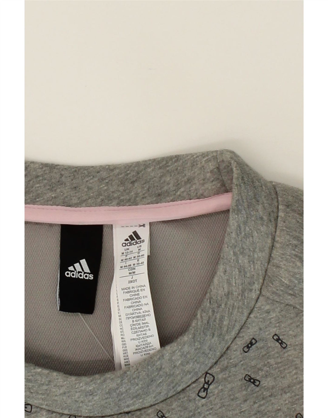 ADIDAS Womens Abstract Pattern Graphic T-Shirt Top UK 12/14 Medium Grey Vintage Adidas and Second-Hand Adidas from Messina Hembry 