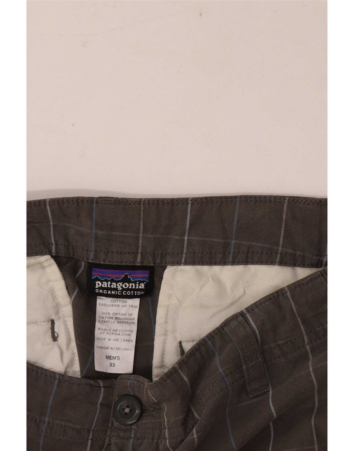 Pantaloni scurți pentru bărbați Patagonia Regular Cargo W33 Large Grey Check Bumbac