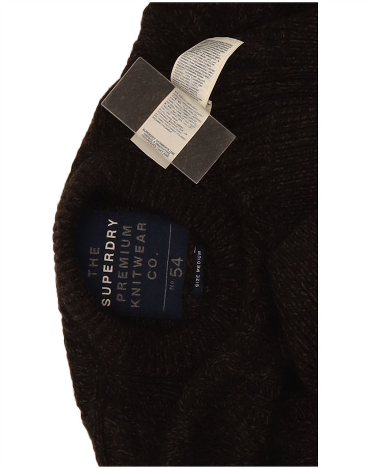 Pulover Superdry pentru bărbați cu gâtul turnat, maro mediu, cu pete acrilice