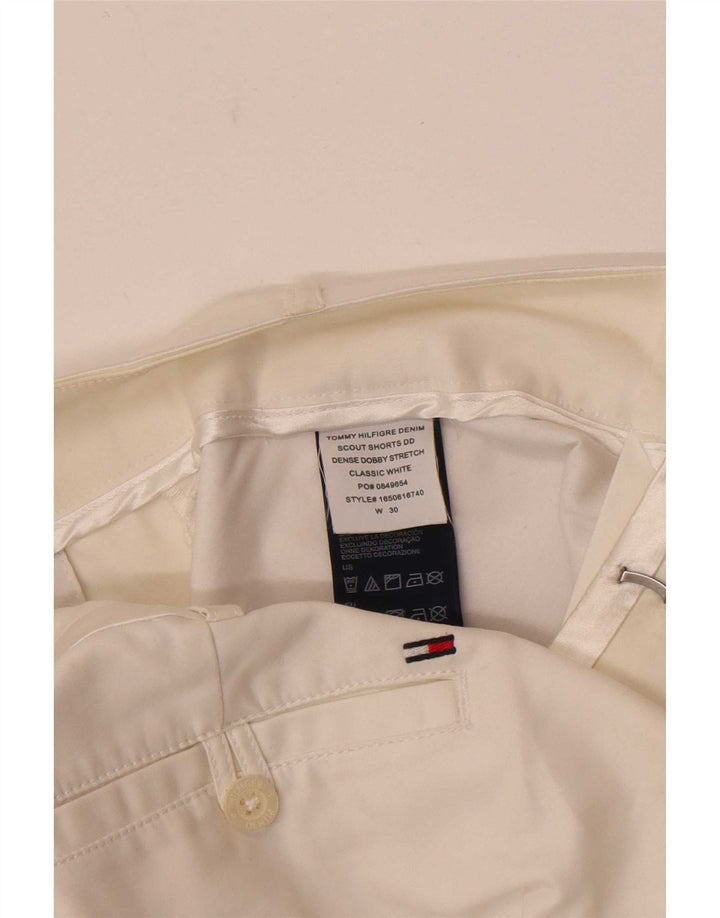 Pantaloni scurti chino Tommy Hilfiger pentru femei W30, bumbac alb mediu