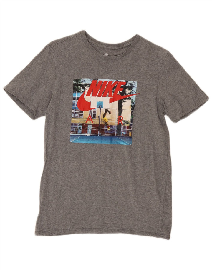 Tricou grafic Nike pentru bărbați, cu croială atletică. Top mic, gri, pete