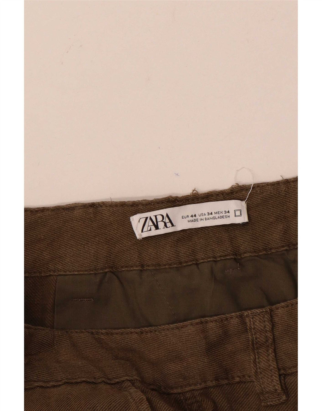 Pantaloni scurți cargo pentru bărbați Zara EU 44 Large W34 Maro
