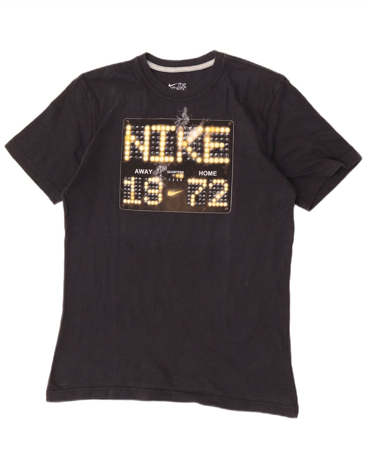 Tricou grafic pentru bărbați Nike Regular Fit Top, bumbac mediu negru