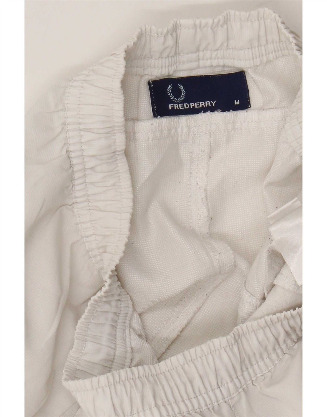 Pantaloni scurți sport pentru bărbați Fred Perry, cu o formă regulată, poliester alb mediu