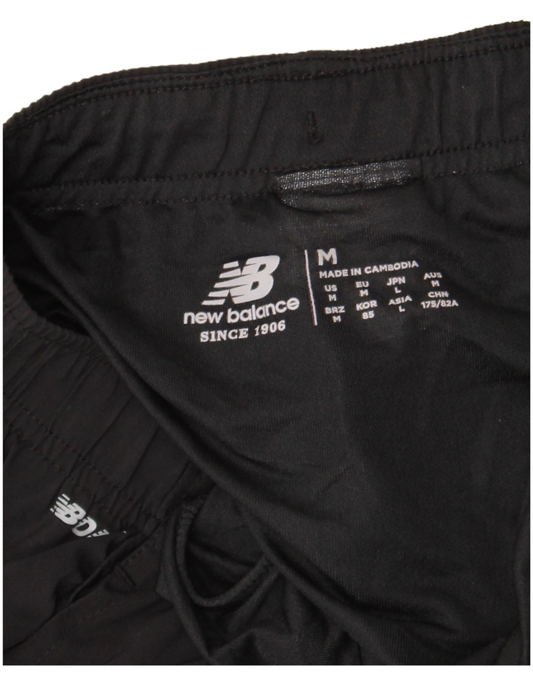 Pantaloni scurți sport New Balance pentru bărbați, poliester mediu negru