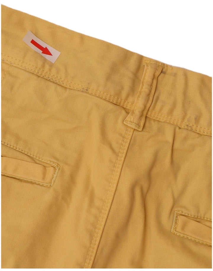 Pantaloni scurti chino pentru bărbați Superdry W33, bumbac galben mare