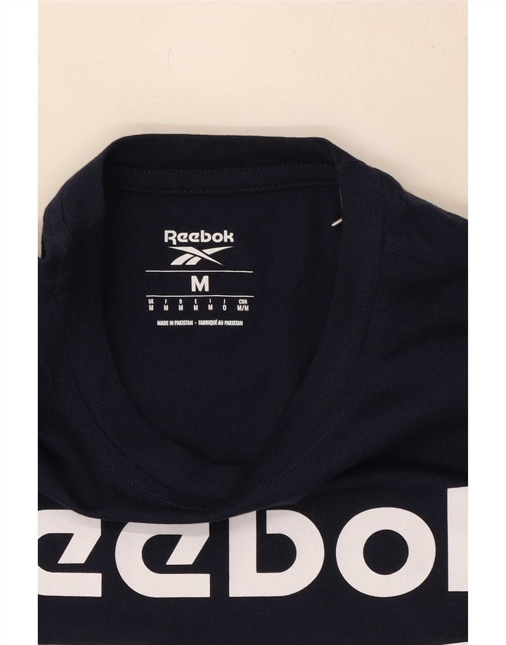 Tricou grafic Reebok pentru bărbați Top mediu din bumbac bleumarin