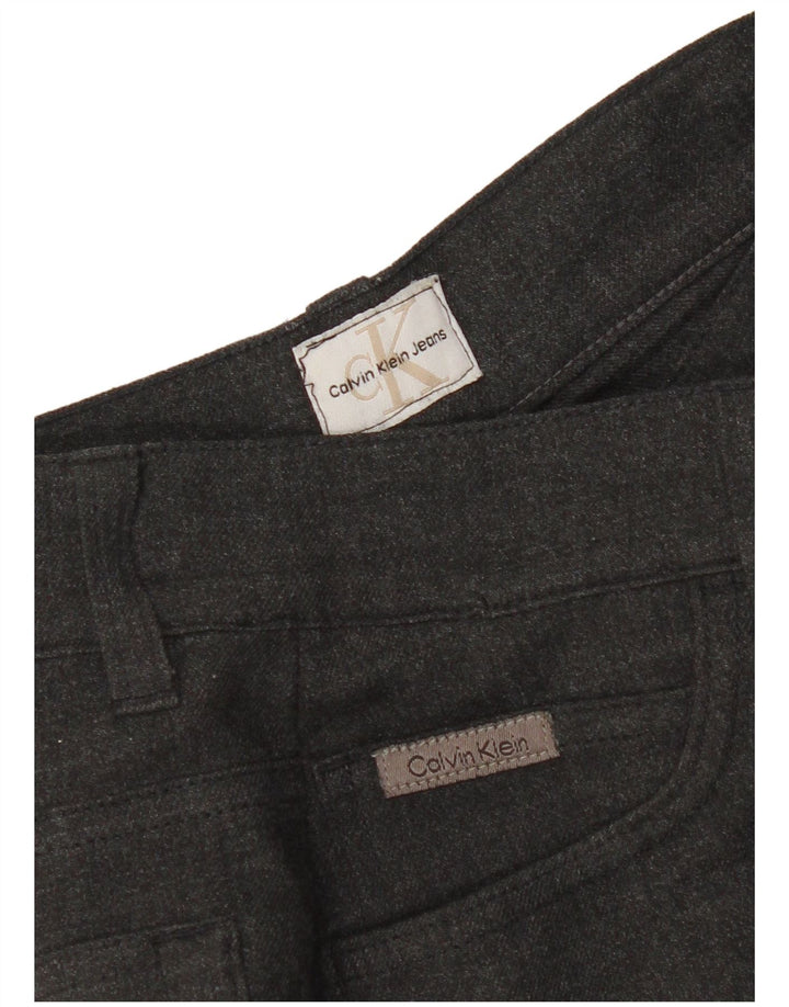 Pantaloni casual pentru femei Calvin Klein Bootcut W28 L31 gri