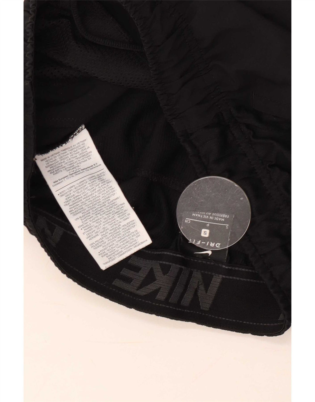 Pantaloni scurți sport Nike Dri Fit Graphic pentru bărbați, poliester cu dungi mici, negru