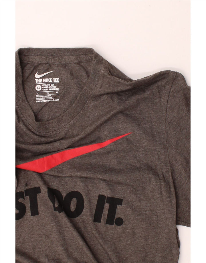 NIKE Mens Athletic Cut Graphic T-Shirt Top XL Grey Vintage Nike and Second-Hand Nike from Messina Hembry 