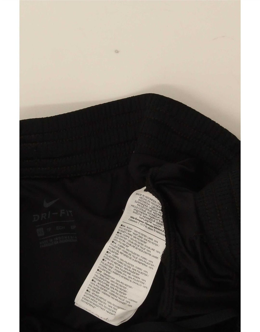 Pantaloni scurți sport obișnuiți pentru femei Nike XS poliester negru