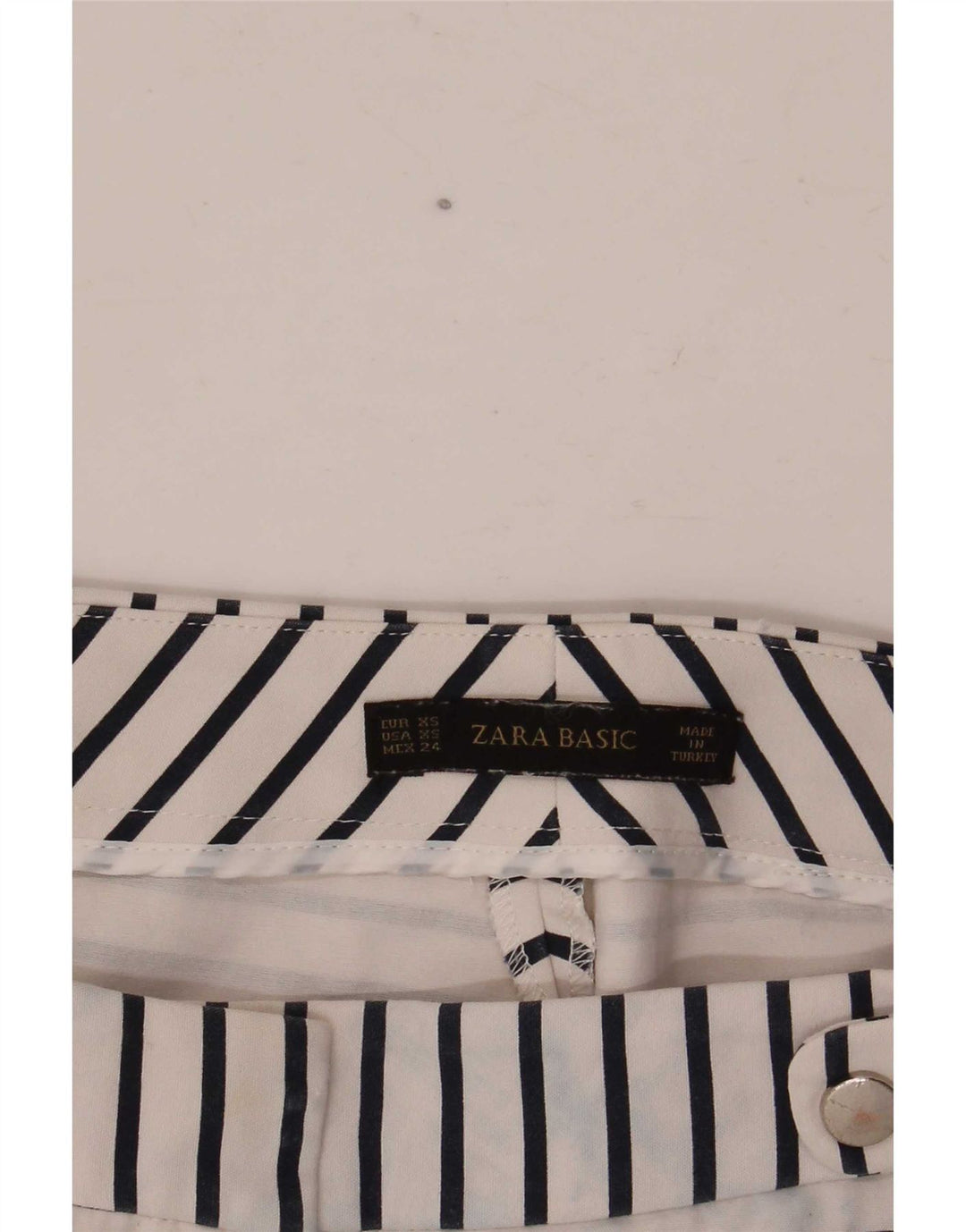 Pantaloni scurți obișnuiți obișnuiți pentru femei Zara XS W28 cu dungi albe