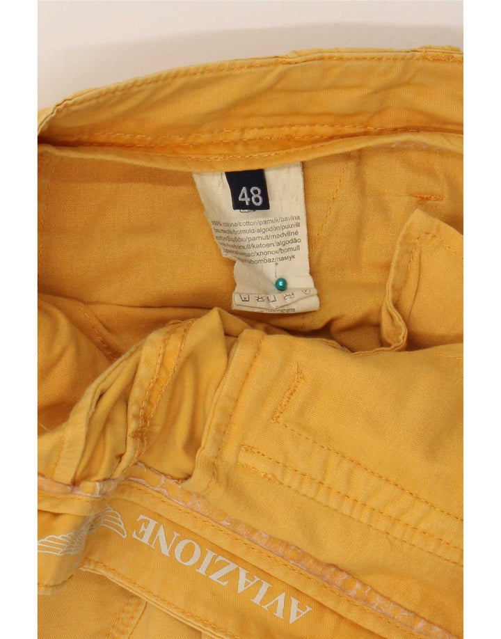 Pantaloni scurți cargo pentru bărbați Aviazione Navale IT 48 Medium W34 Bumbac galben