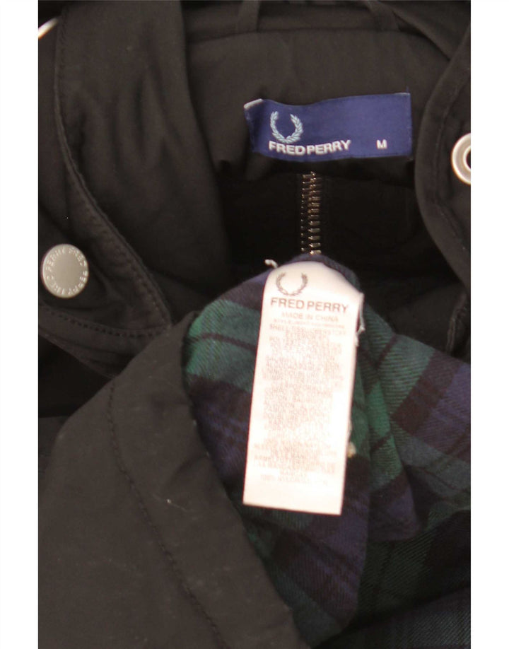 Jachetă de vânt cu glugă pentru bărbați Fred Perry UK 38, nailon mediu negru